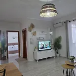 Vollga Promenade With Full Sea And Old Town View Appartement