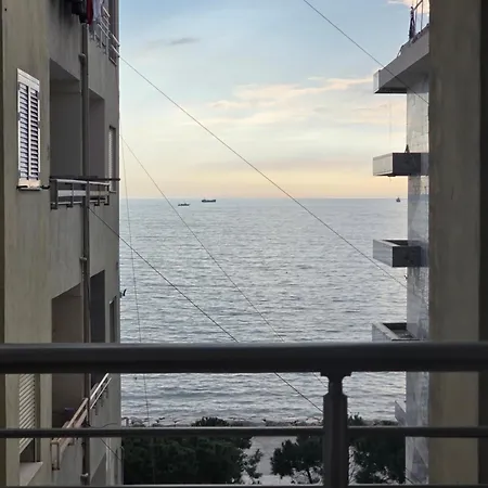 Vollga Promenade With Full Sea And Old Town View Apartment Durrës