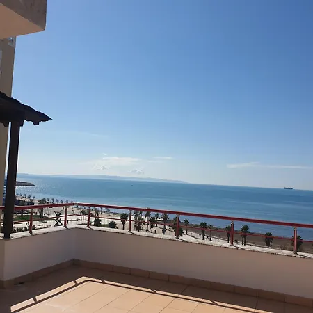 Vollga Promenade With Full Sea And Old Town View *