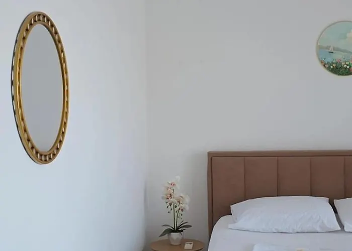 Apartment Vollga Promenade With Full Sea And Old Town View Durrës